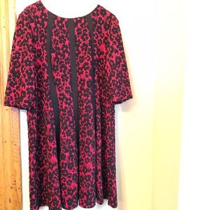 Gabby Skye‎ Dress